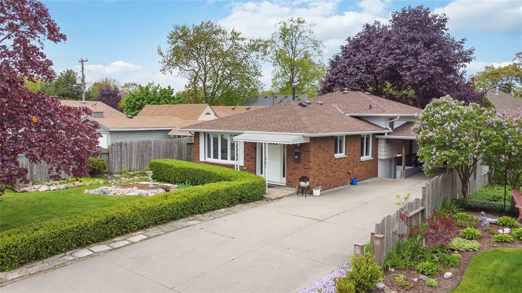 654 ORCHARD Avenue, Sarnia, Ontario, Canada