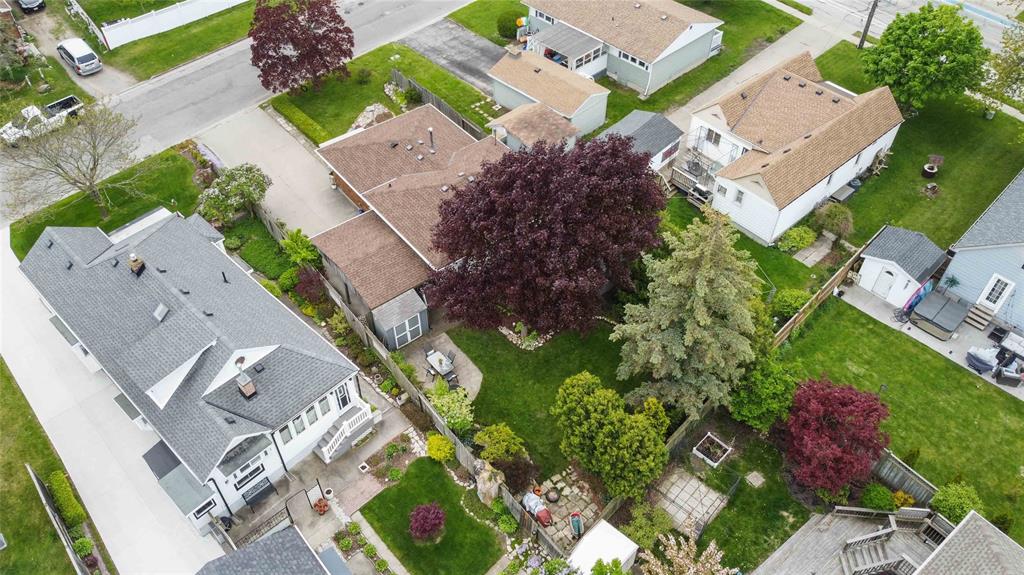 654 ORCHARD Avenue, Sarnia, Ontario, Canada