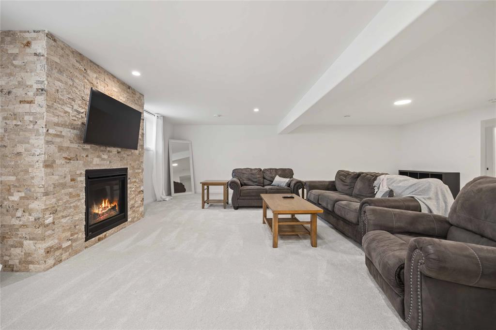 397 BAYHILL Drive, St. Clair, Ontario, Canada