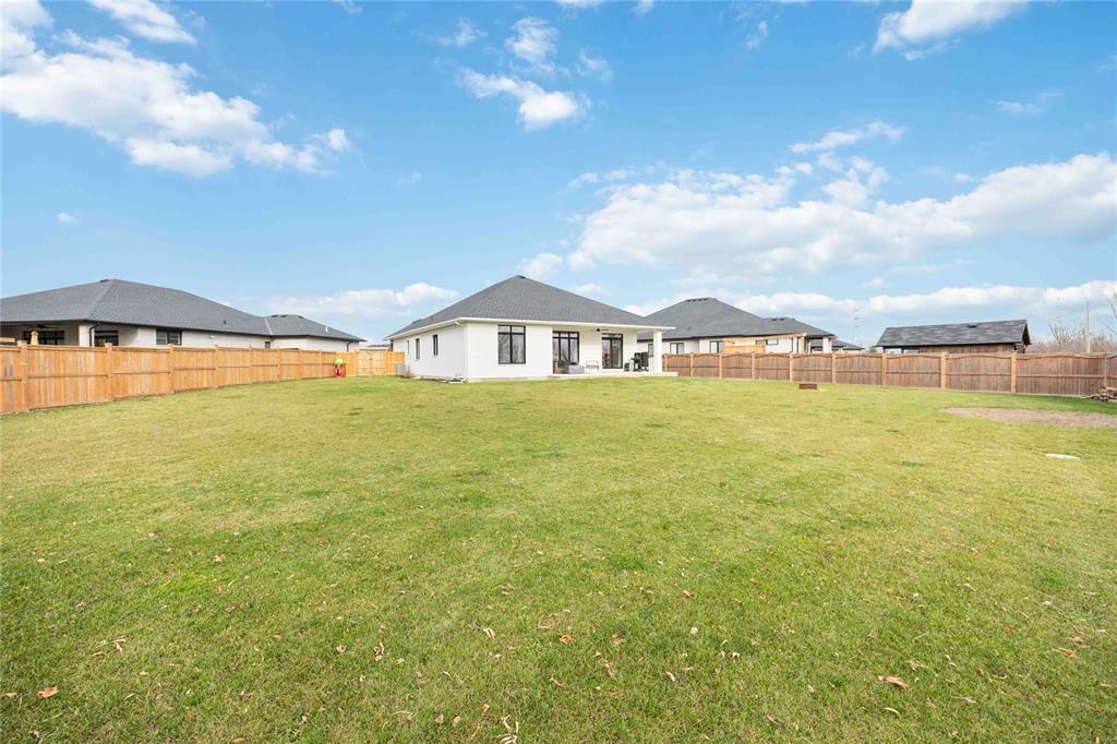 397 BAYHILL Drive, St. Clair, Ontario, Canada
