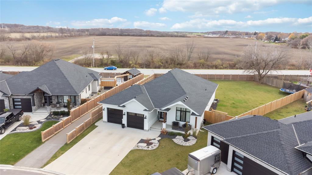 397 BAYHILL Drive, St. Clair, Ontario, Canada