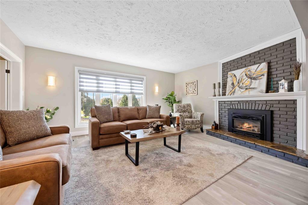 1866 BLACKWELL Road, Sarnia, Ontario, Canada