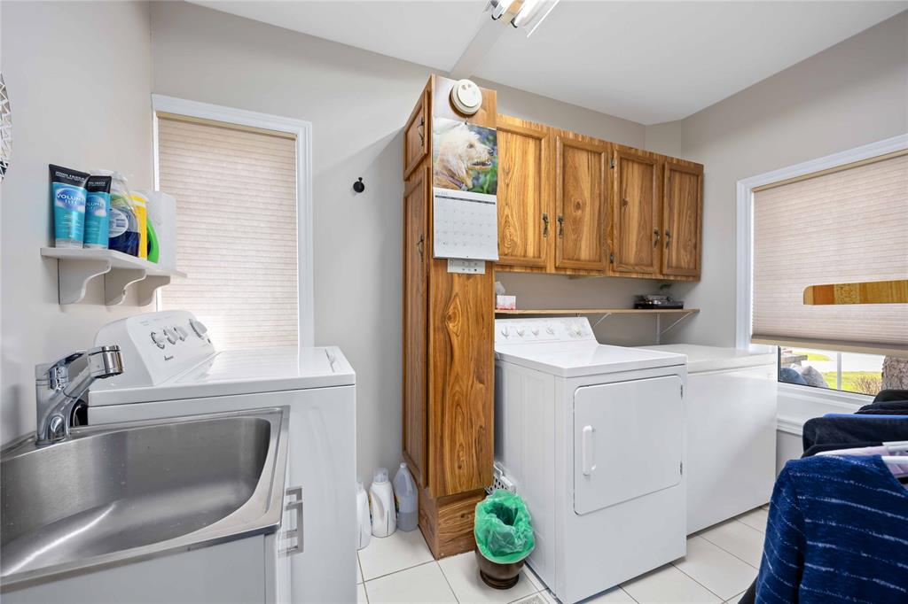 1866 BLACKWELL Road, Sarnia, Ontario, Canada