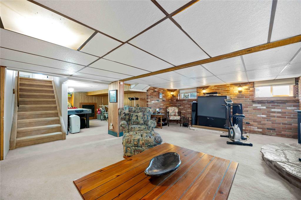 1866 BLACKWELL Road, Sarnia, Ontario, Canada
