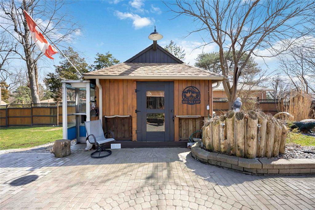 1866 BLACKWELL Road, Sarnia, Ontario, Canada