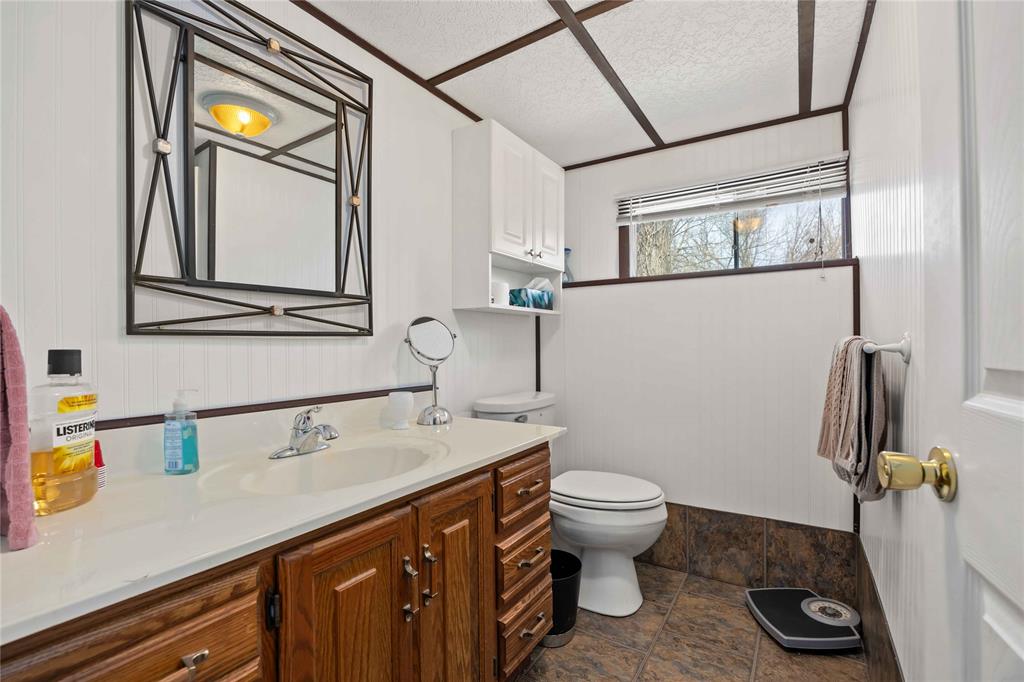 1866 BLACKWELL Road, Sarnia, Ontario, Canada