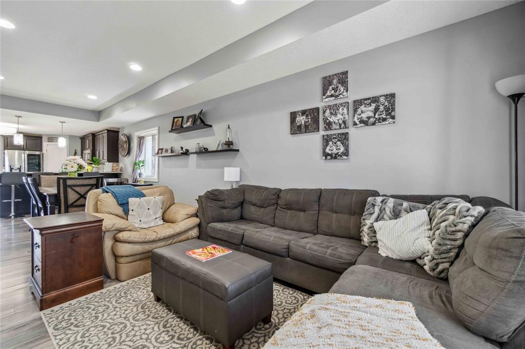 864 MANHATTAN Drive, Sarnia, Ontario, Canada