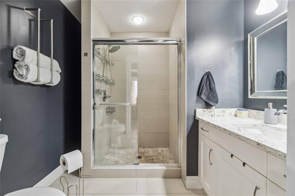 864 MANHATTAN Drive, Sarnia, Ontario, Canada