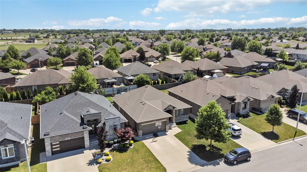 864 MANHATTAN Drive, Sarnia, Ontario, Canada
