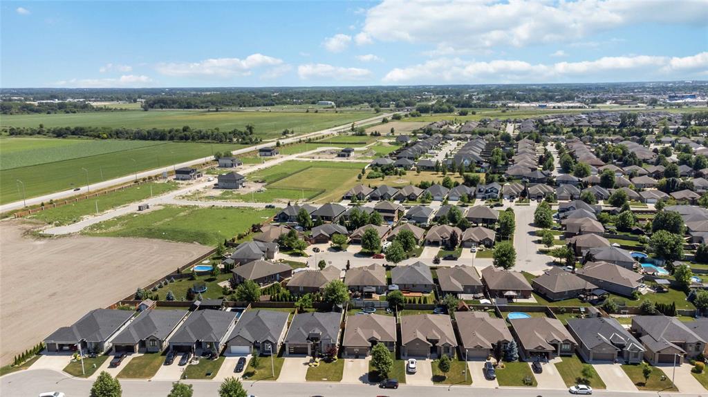 864 MANHATTAN Drive, Sarnia, Ontario, Canada