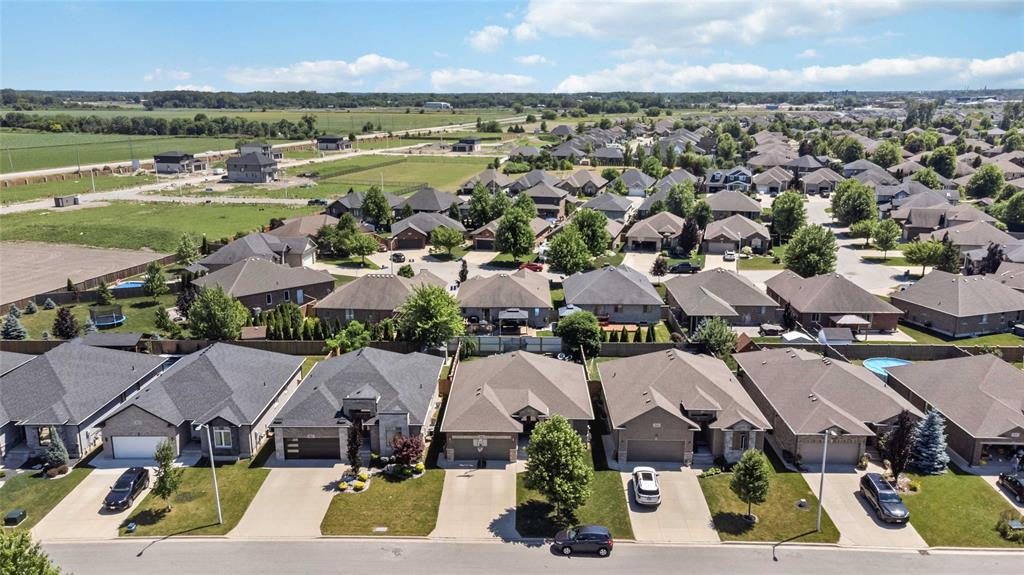 864 MANHATTAN Drive, Sarnia, Ontario, Canada