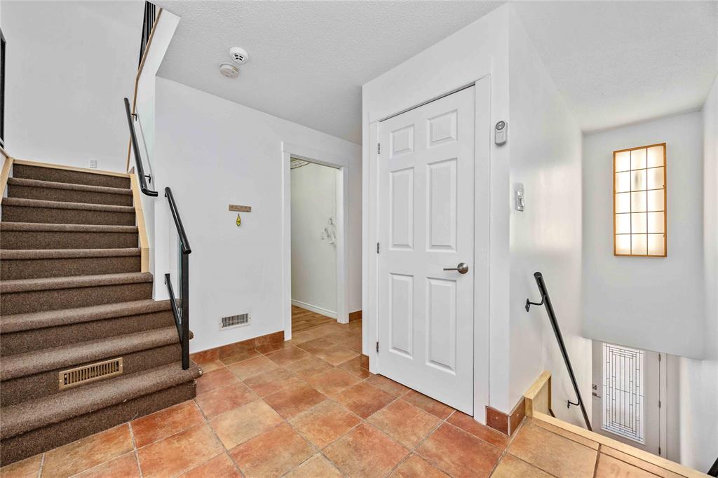 1500 VENETIAN Boulevard Unit# W-17, Point Edward, Ontario, Canada