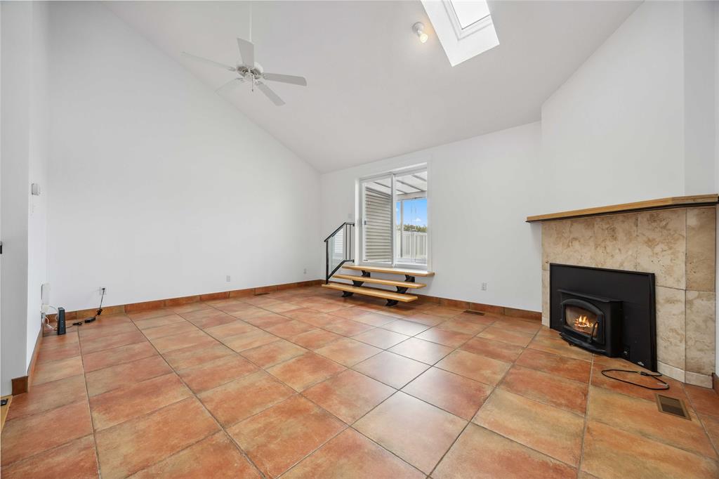 1500 VENETIAN Boulevard Unit# W-17, Point Edward, Ontario, Canada