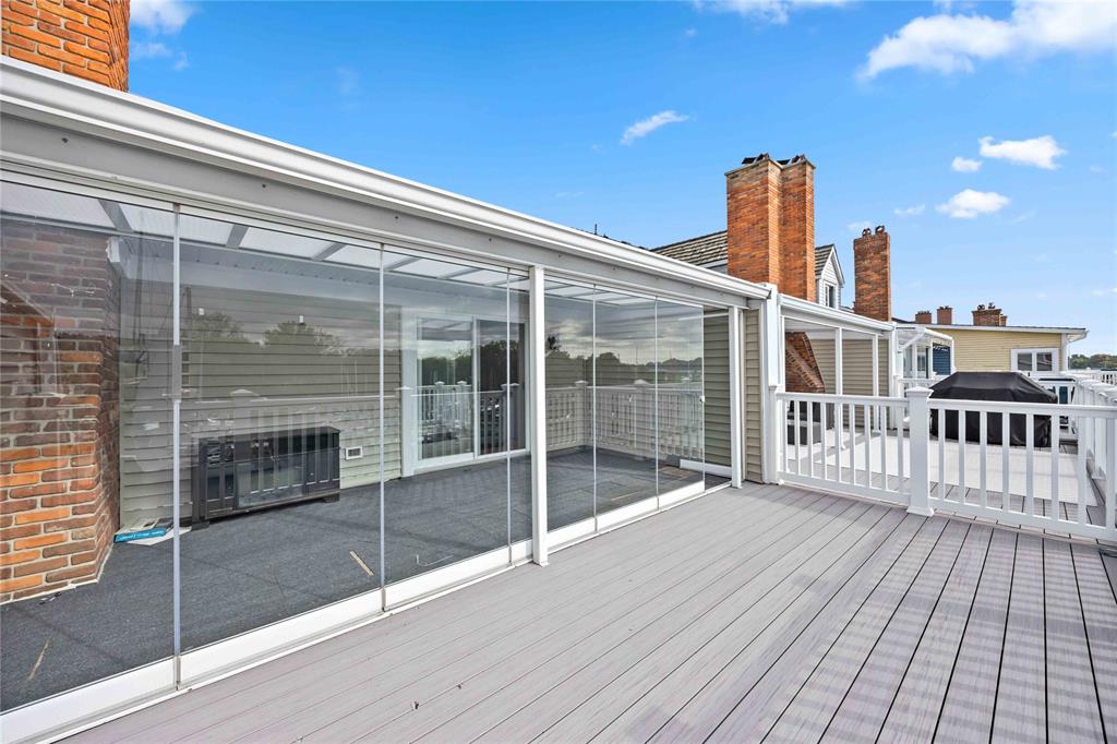1500 VENETIAN Boulevard Unit# W-17, Point Edward, Ontario, Canada