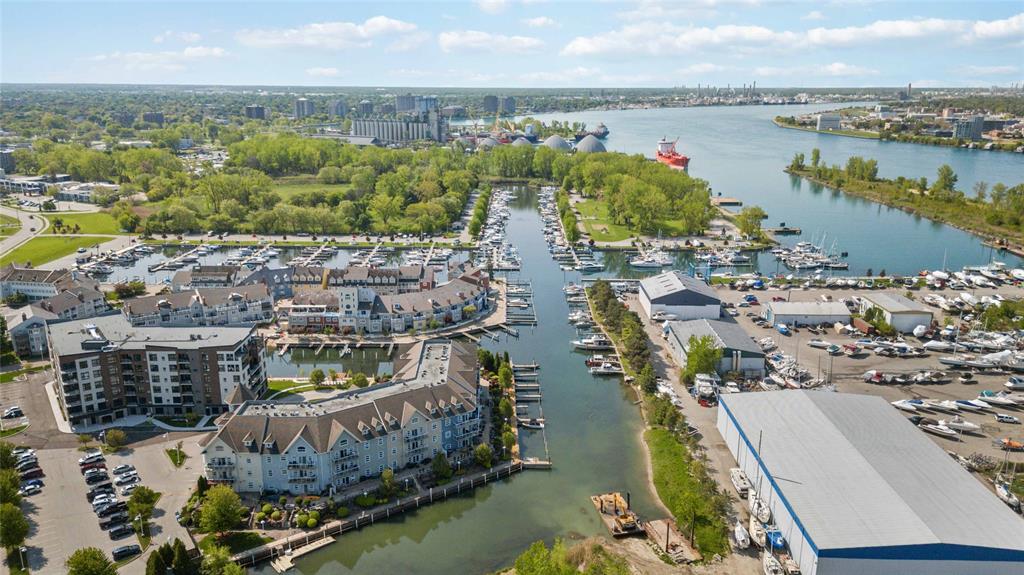 1550 VENETIAN Boulevard Unit# 102, Point Edward, Ontario, Canada