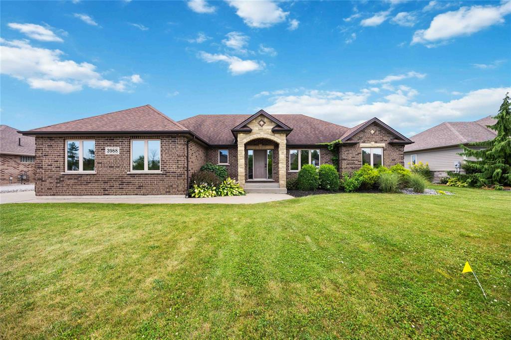 3988 CULLEN Drive, Plympton-Wyoming, Ontario, Canada