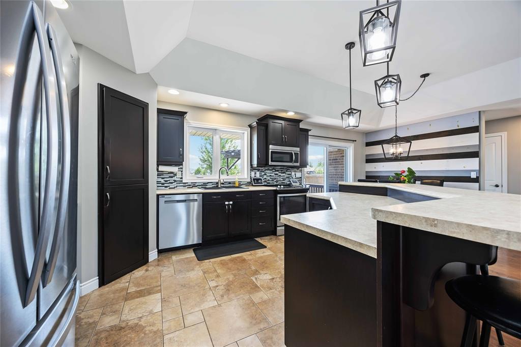 3988 CULLEN Drive, Plympton-Wyoming, Ontario, Canada