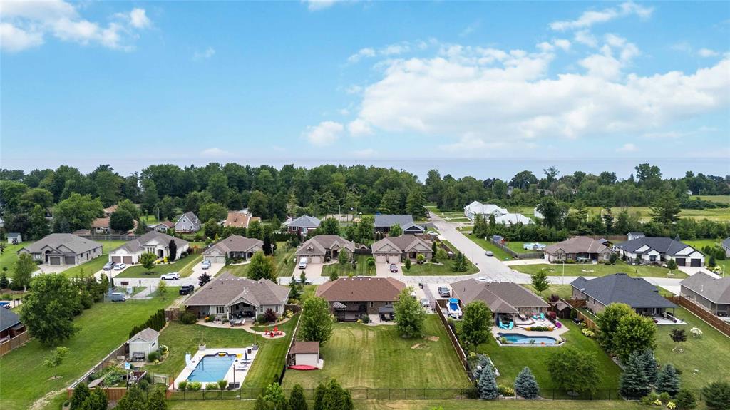 3988 CULLEN Drive, Plympton-Wyoming, Ontario, Canada