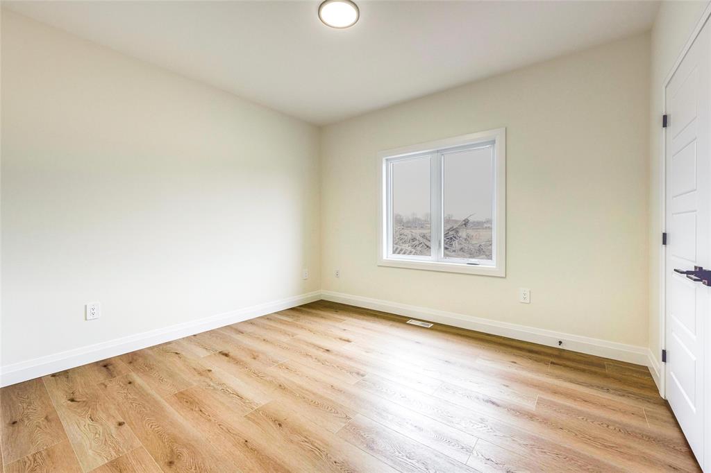 835 MAGNOLIA Lane, Sarnia, Ontario, Canada photo 28