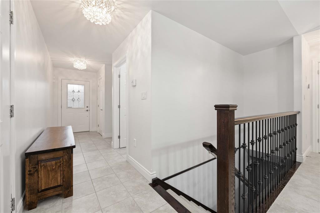 813 CARRIAGE Way, Sarnia, Ontario, Canada photo 5