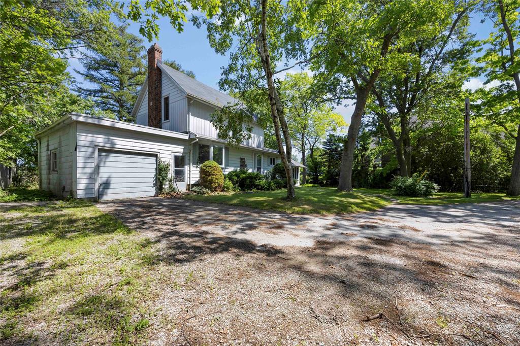 1898 LAKESHORE Road, Sarnia, Ontario, Canada photo 1