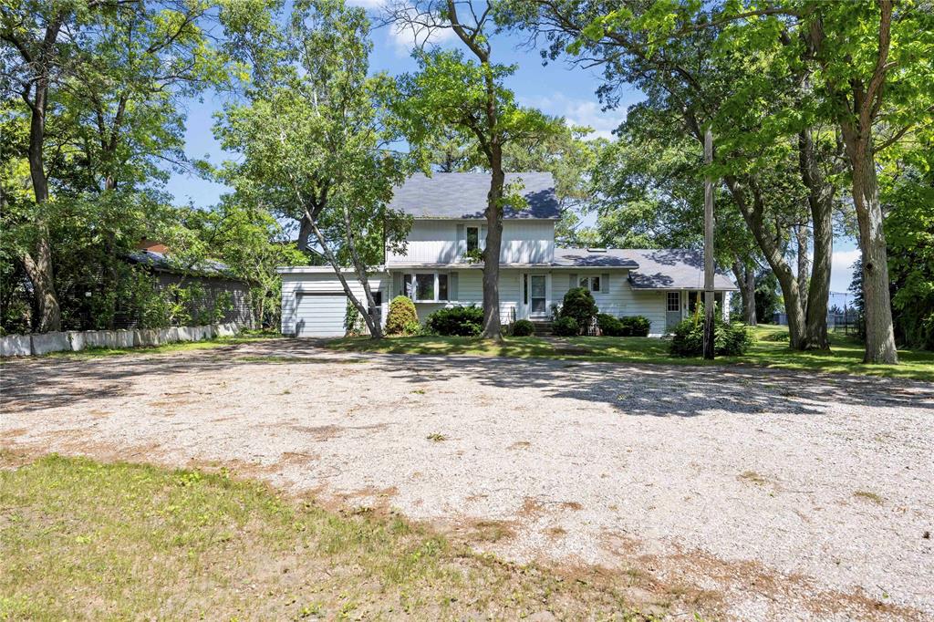 1898 LAKESHORE Road, Sarnia, Ontario, Canada photo 2