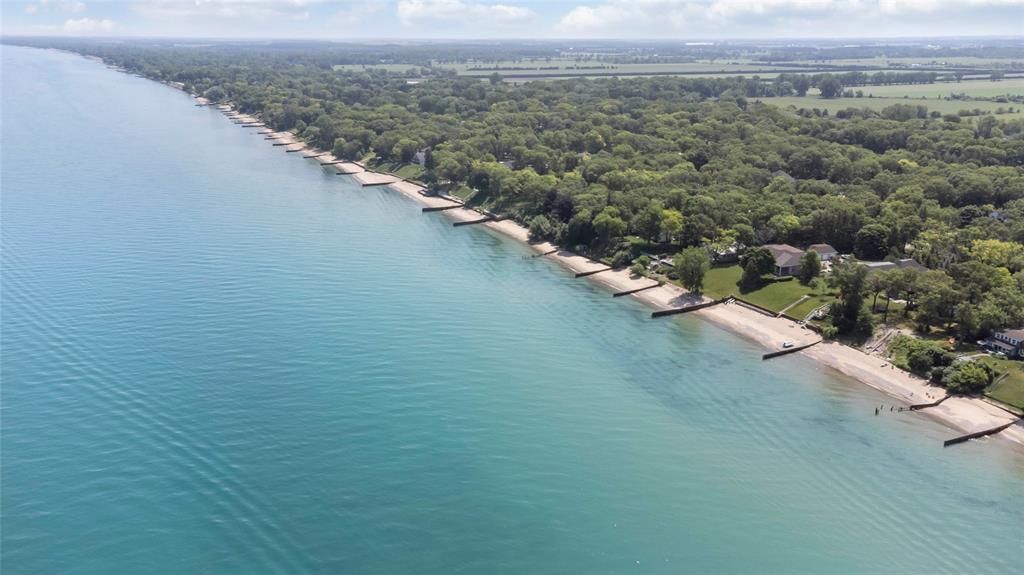 1898 LAKESHORE Road, Sarnia, Ontario, Canada photo 15