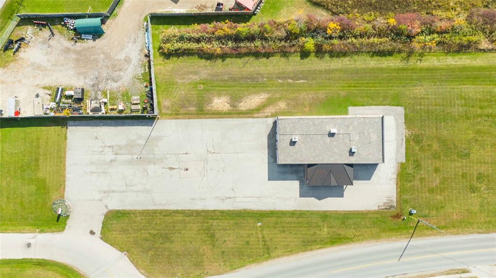 123 King Street East, Lambton Shores, Ontario, Canada photo 38