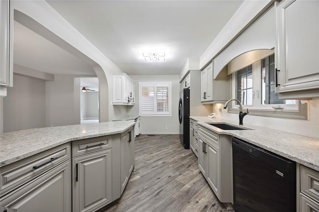 1866 BLACKWELL Road, Sarnia, Ontario, Canada photo 14