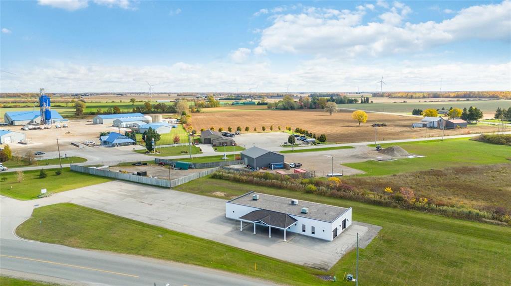 123 King Street East, Lambton Shores, Ontario, Canada photo 32