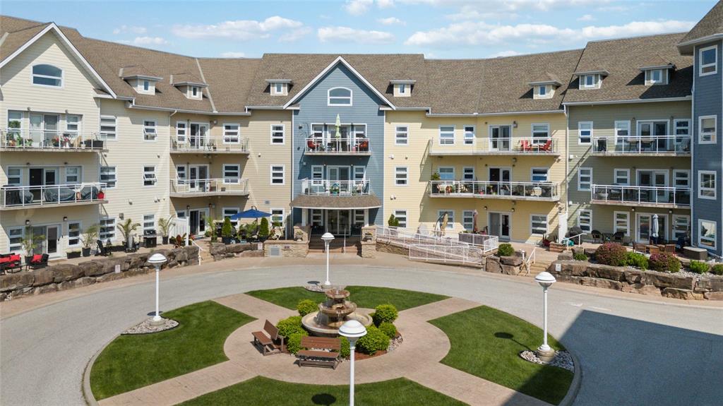 1550 VENETIAN Boulevard Unit# 214, Point Edward, Ontario, Canada photo 1