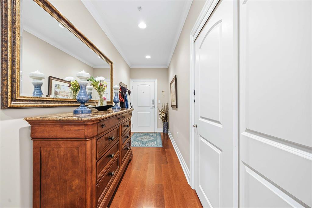 1550 VENETIAN Boulevard Unit# 214, Point Edward, Ontario, Canada photo 2