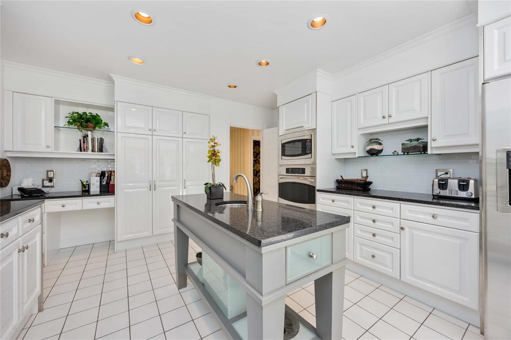 1343 HILLCREST-NISBIT Drive, Sarnia, Ontario, Canada photo 6