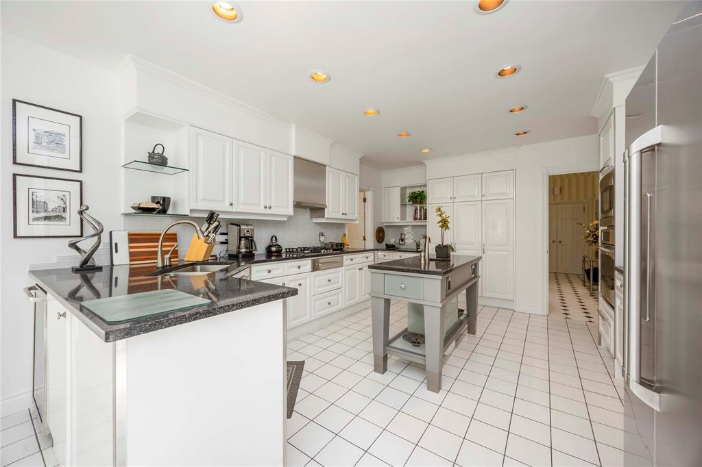 1343 HILLCREST-NISBIT Drive, Sarnia, Ontario, Canada photo 8