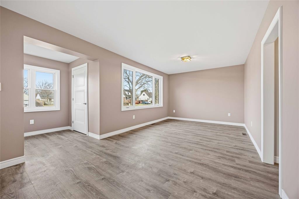 534 Montcalm Avenue, Sarnia, Ontario, Canada photo 4