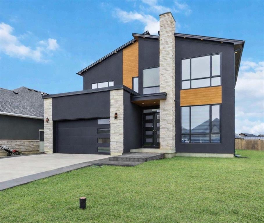 101 LIZUCHA Drive, Sarnia, Ontario, Canada photo 1