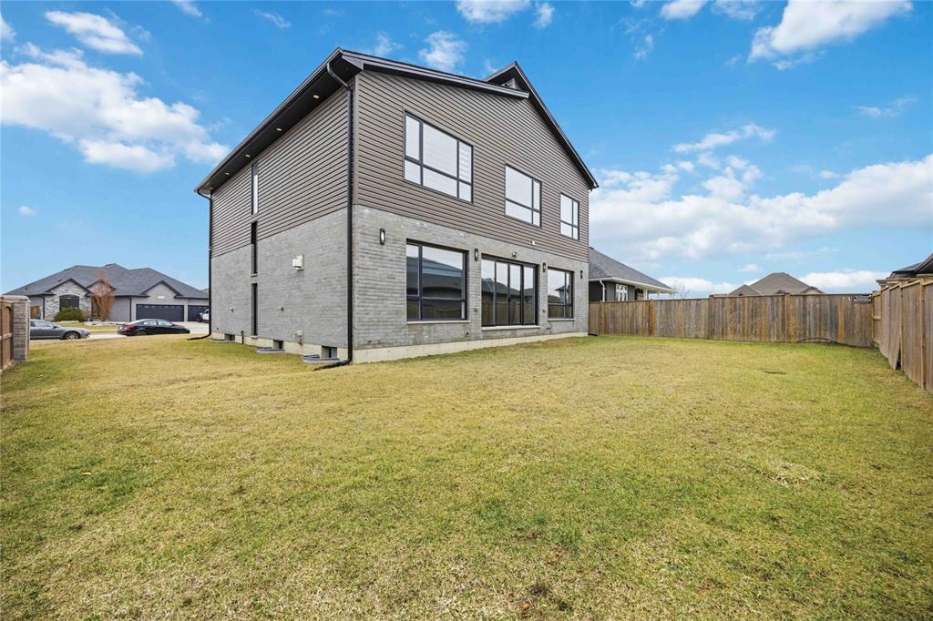 101 LIZUCHA Drive, Sarnia, Ontario, Canada photo 29