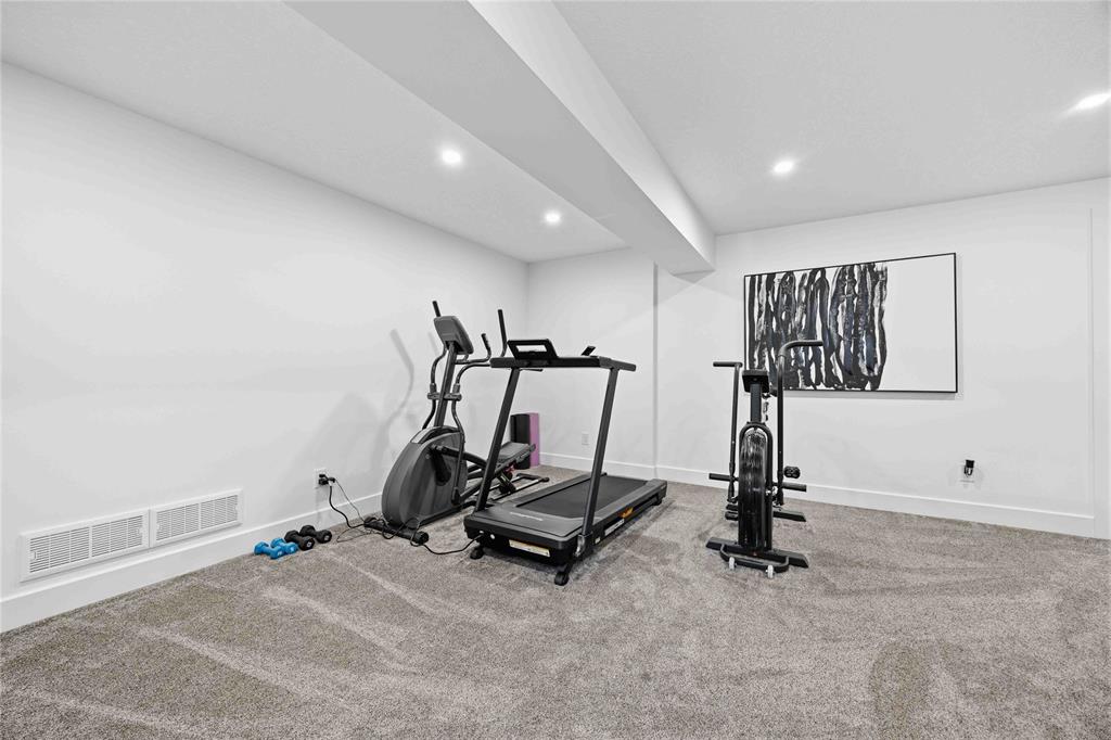 3745 QUEEN Street, Plympton-Wyoming, Ontario, Canada photo 26