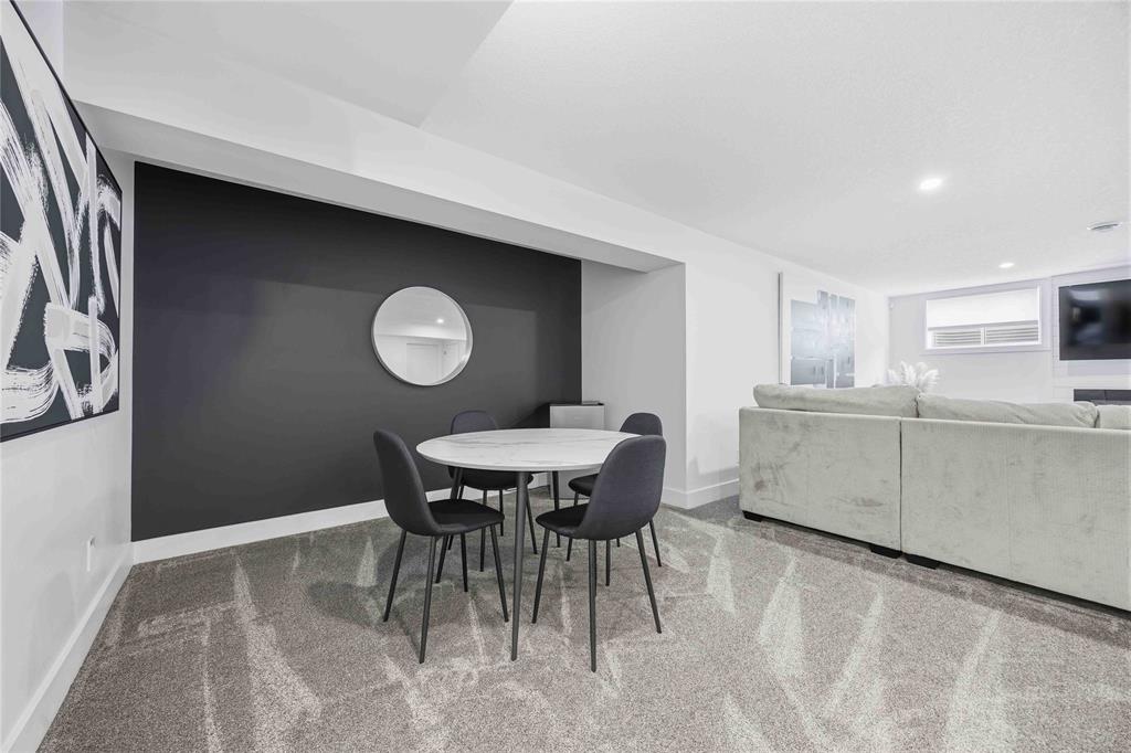 3745 QUEEN Street, Plympton-Wyoming, Ontario, Canada photo 27