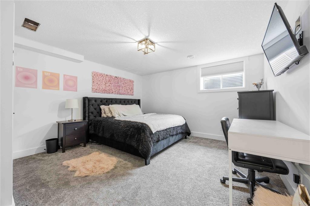 3745 QUEEN Street, Plympton-Wyoming, Ontario, Canada photo 30