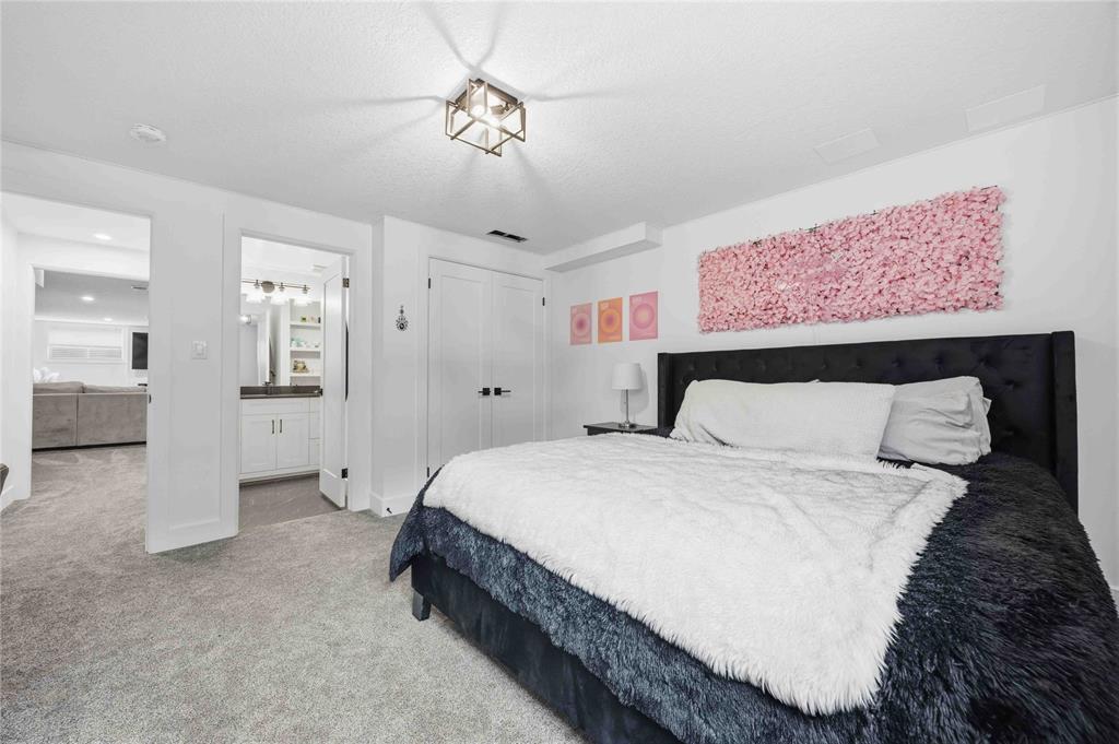 3745 QUEEN Street, Plympton-Wyoming, Ontario, Canada photo 32