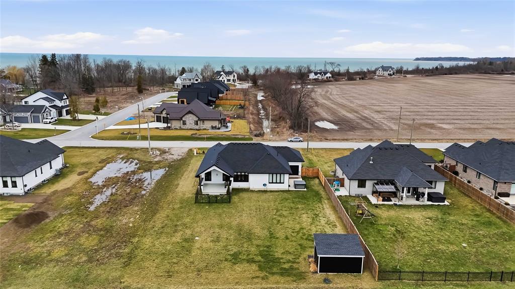 3745 QUEEN Street, Plympton-Wyoming, Ontario, Canada photo 39