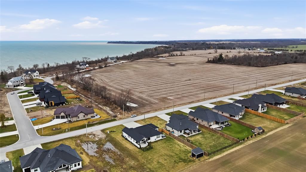 3745 QUEEN Street, Plympton-Wyoming, Ontario, Canada photo 42