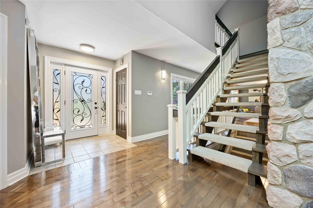 1867 PINERIDGE Trail, Sarnia, Ontario, Canada photo 3