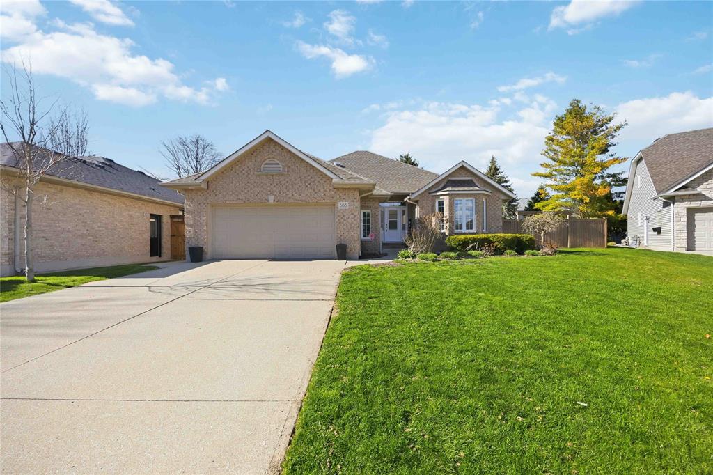 608 MC MASTER Court, Sarnia, Ontario, Canada photo 1