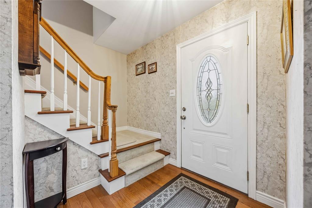763 Tudor Close West, Sarnia, Ontario, Canada photo 4