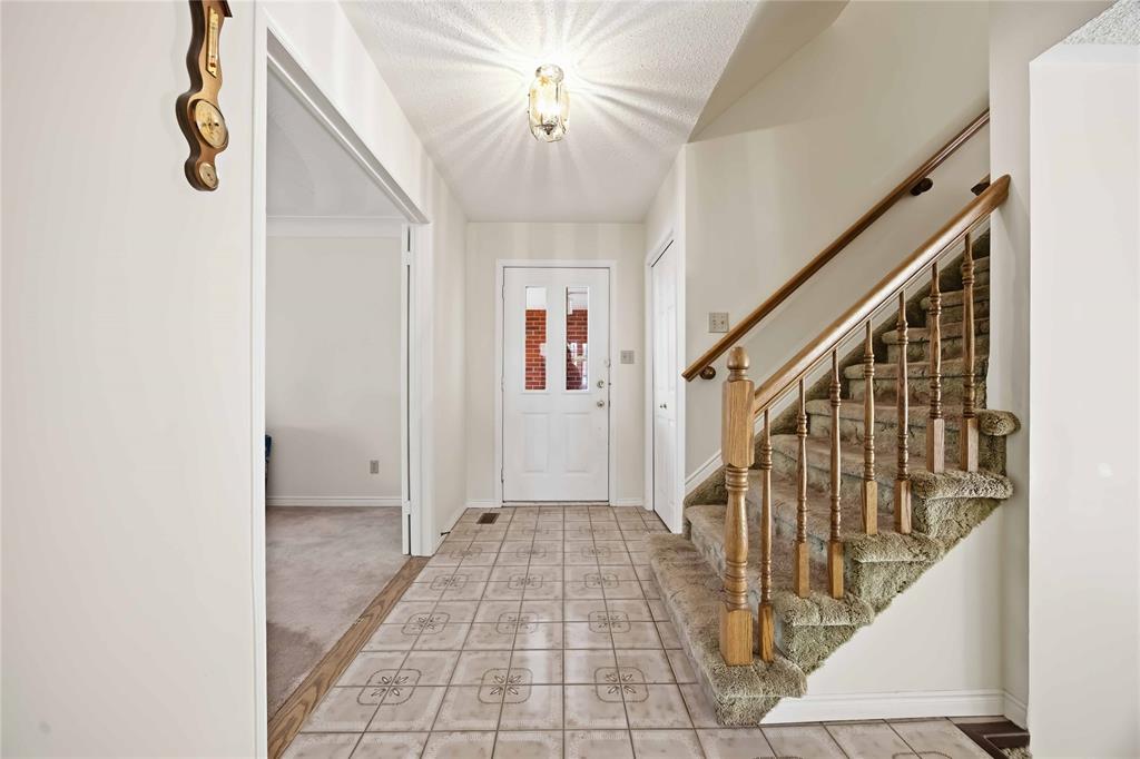 885 MAXWELL Street, Sarnia, Ontario, Canada photo 3