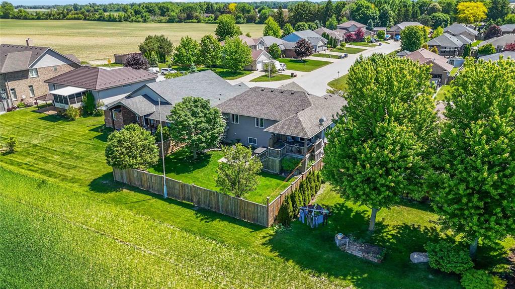 786 SECOND Street, Plympton-Wyoming, Ontario, Canada photo 39
