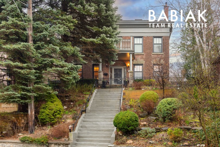 245 Glendonwynne Road, Toronto, Ontario, Canada photo 1
