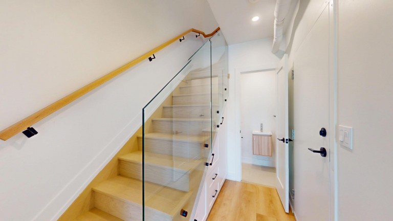 656 Annette Street, Unit 302, Toronto, Ontario, Canada photo 8